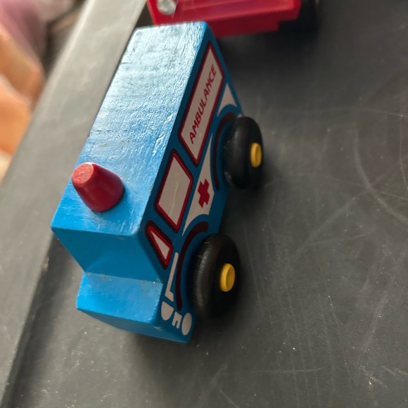 Kids Toy Vehicle Set - Red, Blue. Orange YoYo - Picture 7 of 7